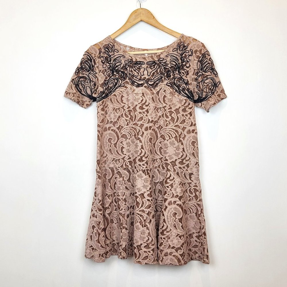 Free People Beige and Black Sheer Flared Skirt Lace Mini Dress, Size XS, GUC